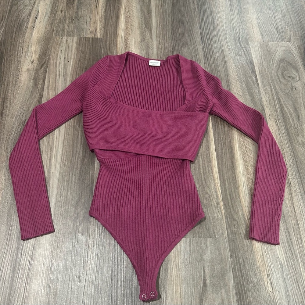 NOT FOR SALE Maroon ribbed crossover knit bodysuit